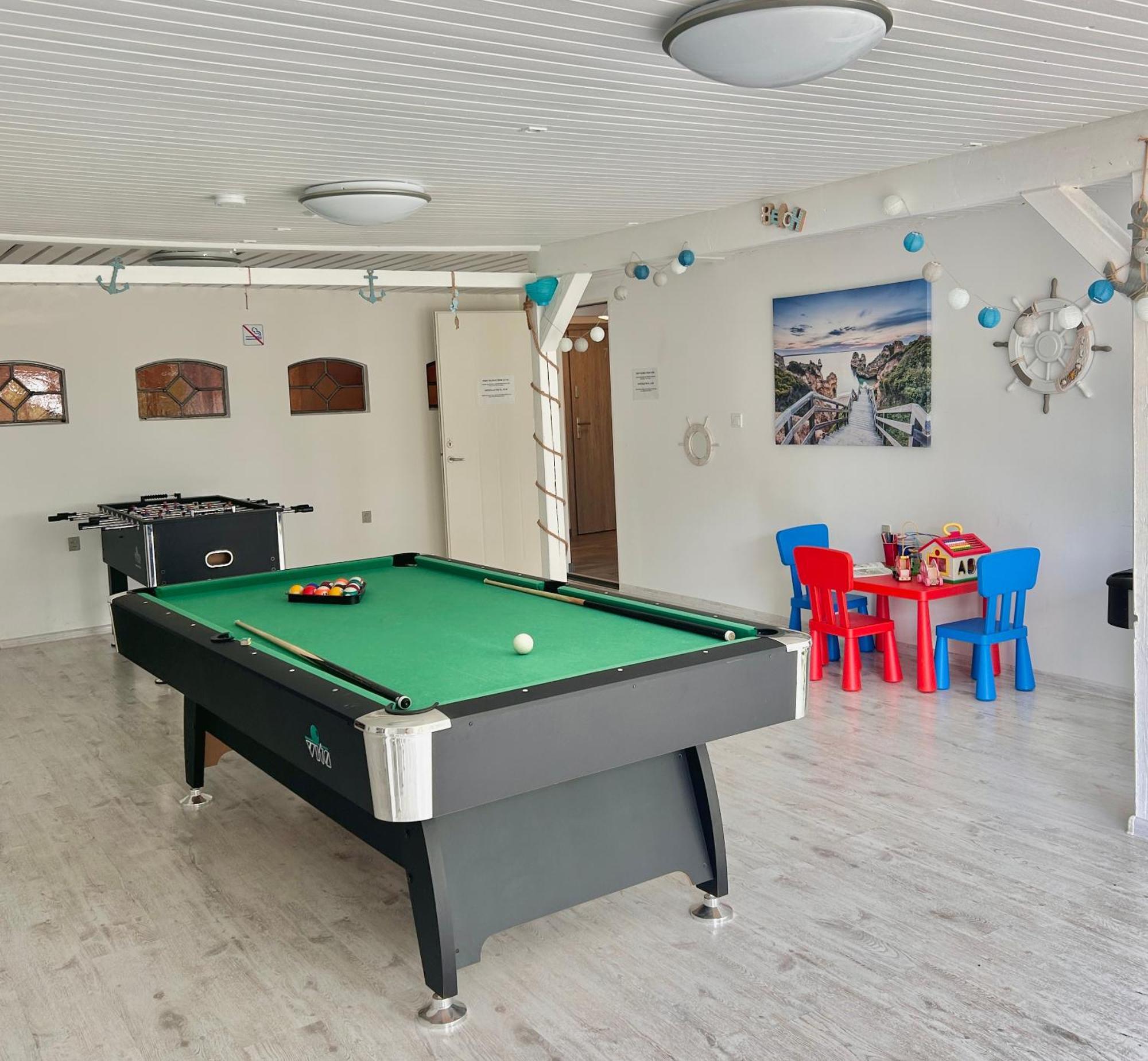 Apartamenty Molle Åkirkeby Extérieur photo