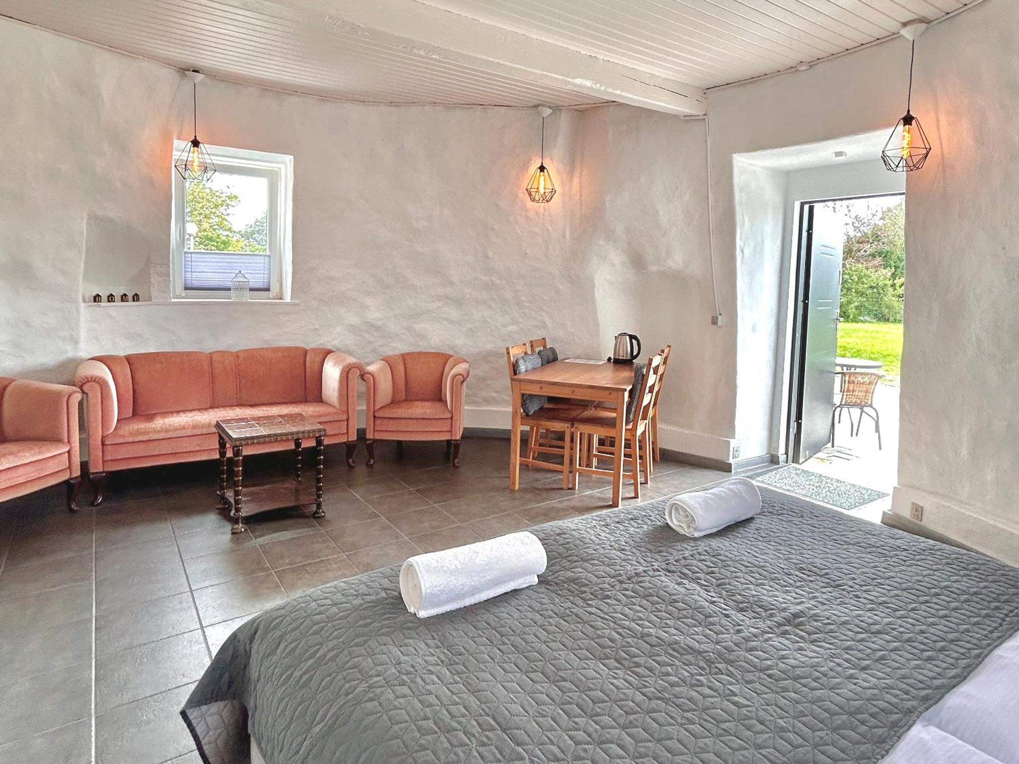 Apartamenty Molle Åkirkeby Extérieur photo